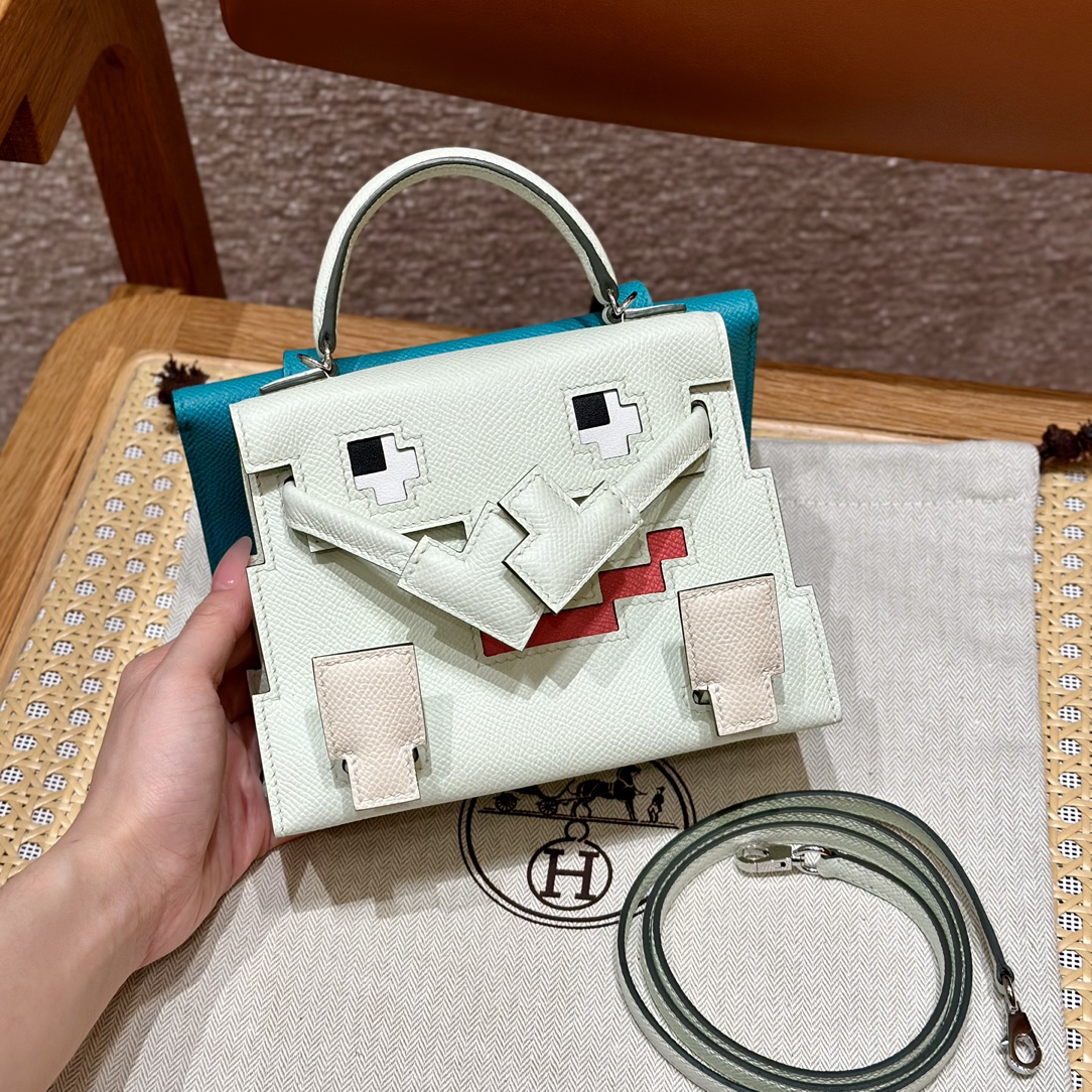 Hermes Женская сумка Kelly Doll 16 см Epsom Hermes Женская сумка Kelly Doll 16 см Epsom