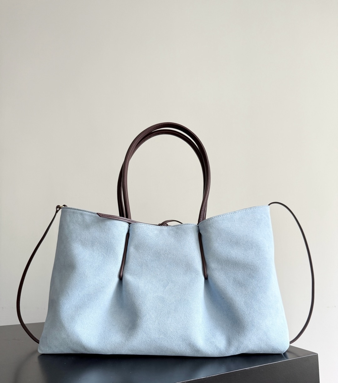 BOTTEGA VENETA Сумка Pinacoteca Medium двусторонняя BOTTEGA VENETA Сумка Pinacoteca Medium двусторонняя