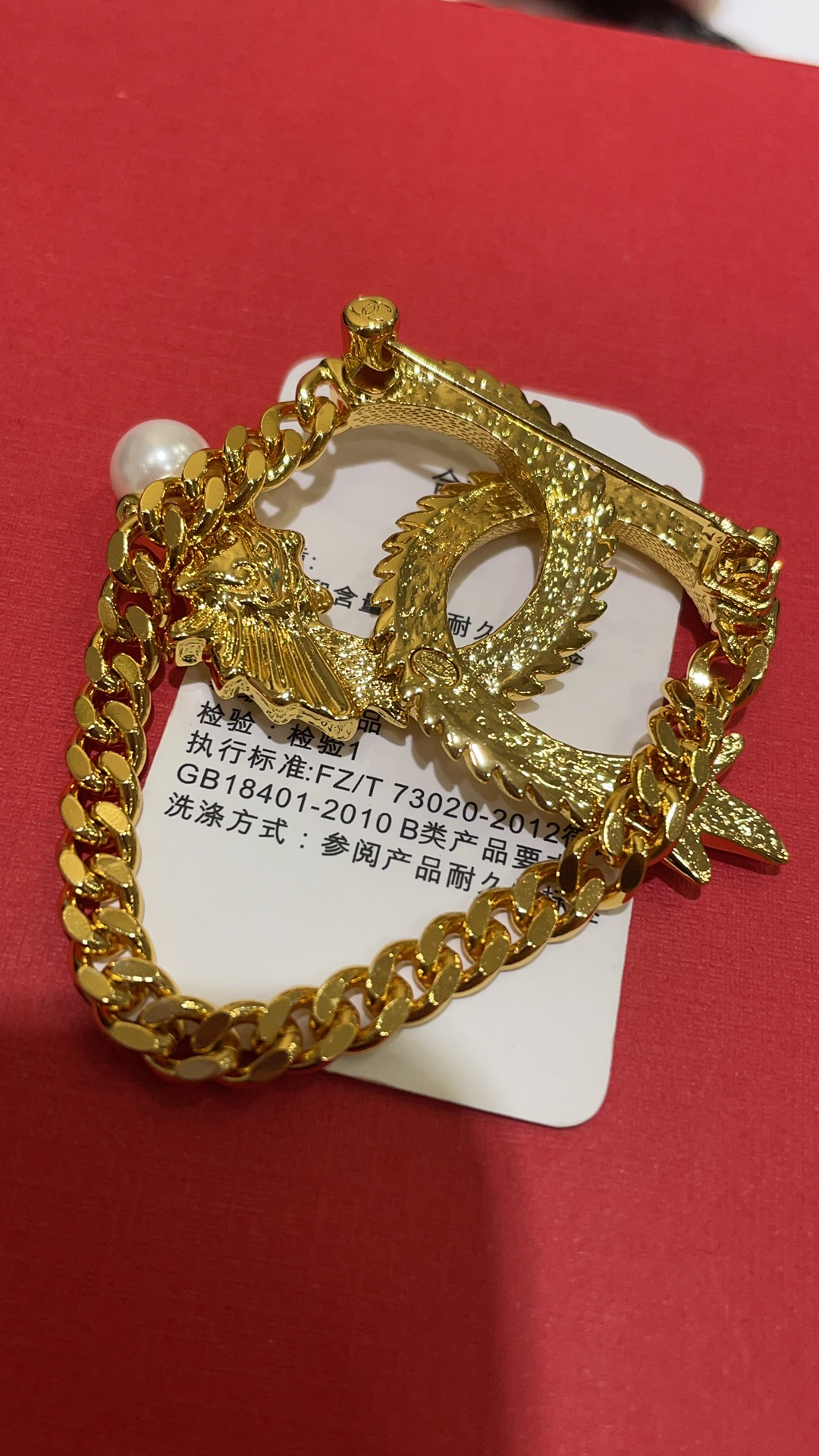 CHANEL Женская брошь в форме дракона CHANEL Женская брошь в форме дракона