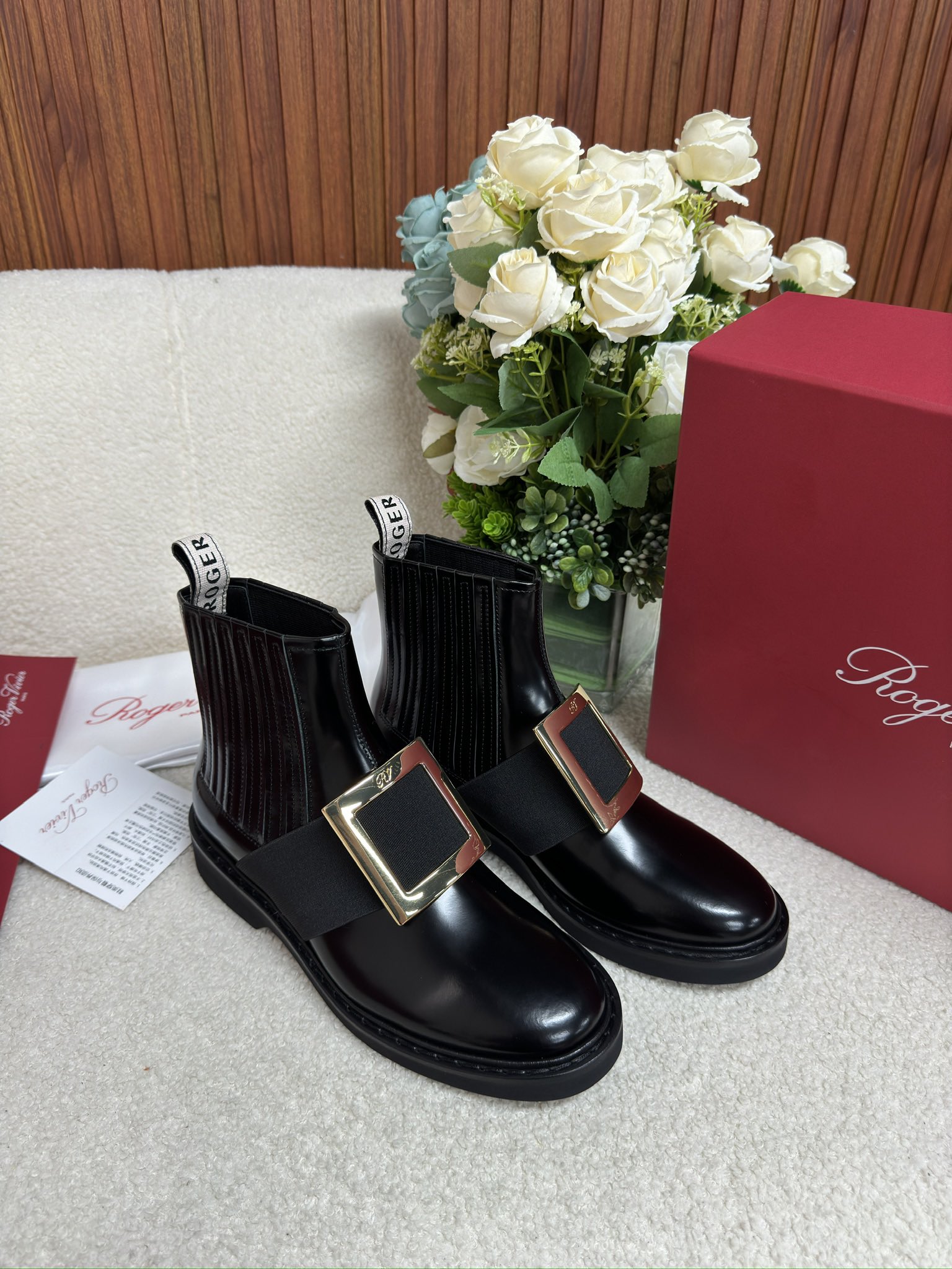 ROGER VIVIER Женские ботинки ROGER VIVIER Женские ботинки