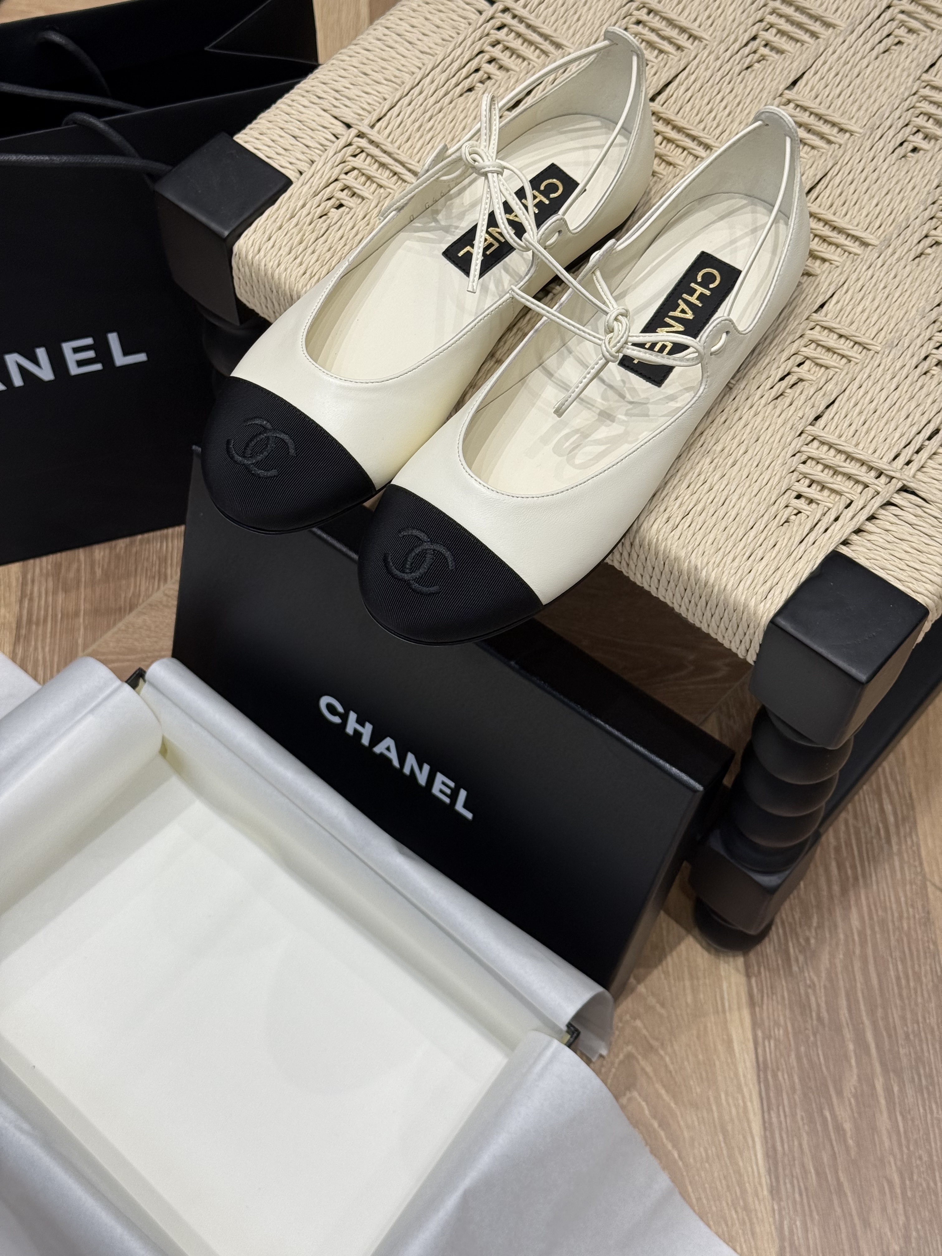 CHANEL Балетки из кожи ягненка CHANEL Балетки из кожи ягненка