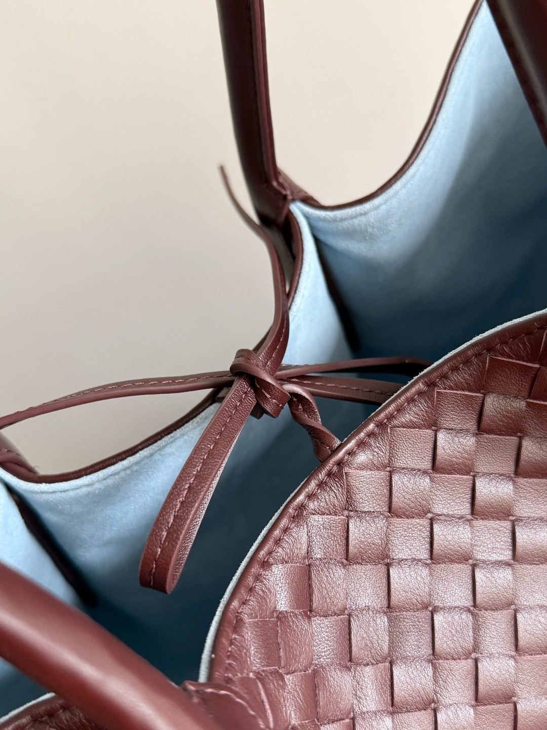 BOTTEGA VENETA Сумка Pinacoteca Medium двусторонняя BOTTEGA VENETA Сумка Pinacoteca Medium двусторонняя