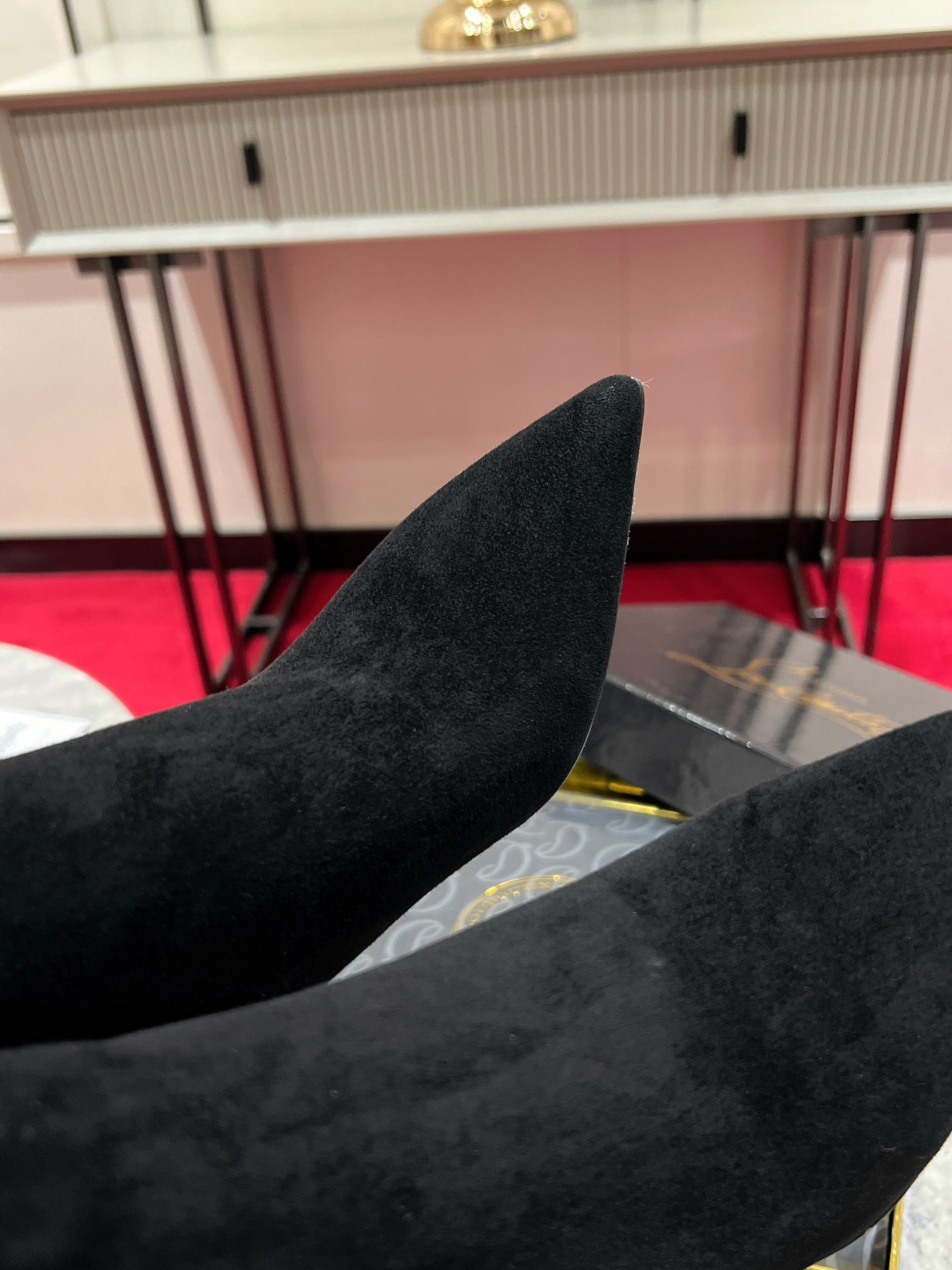 CHRISTIAN LOUBOUTIN Женские ботильоны CHRISTIAN LOUBOUTIN Женские ботильоны