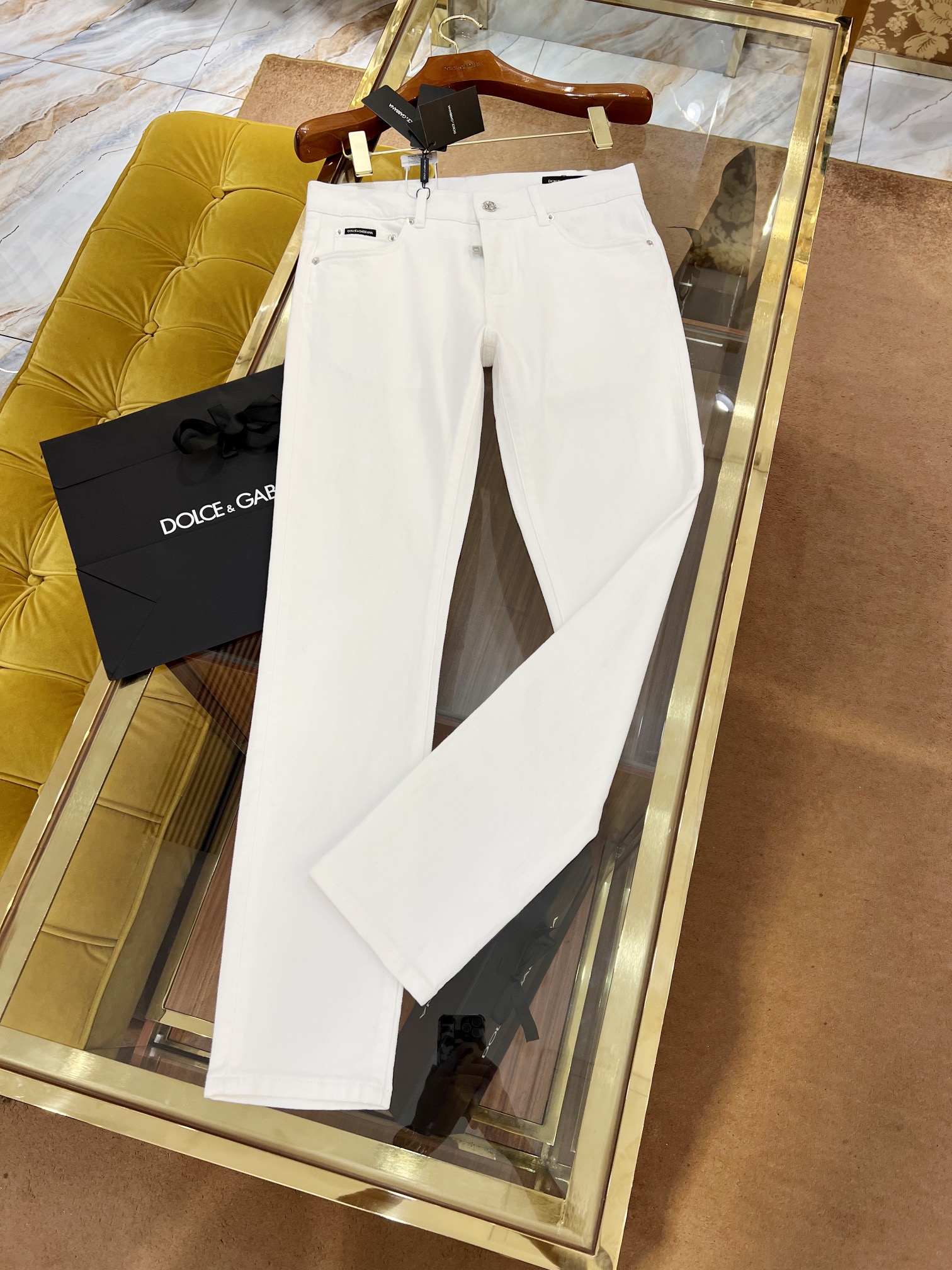 DOLCE & GABBANA Мужские белые брюки из денима DOLCE & GABBANA Мужские белые брюки из денима