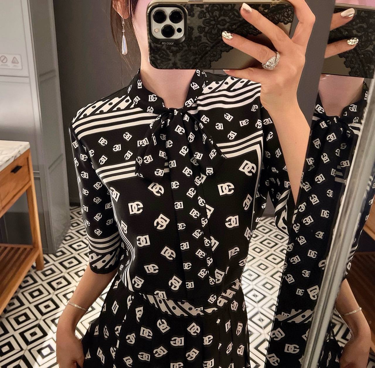 DOLCE & GABBANA Женская блузка DOLCE & GABBANA Женская блузка