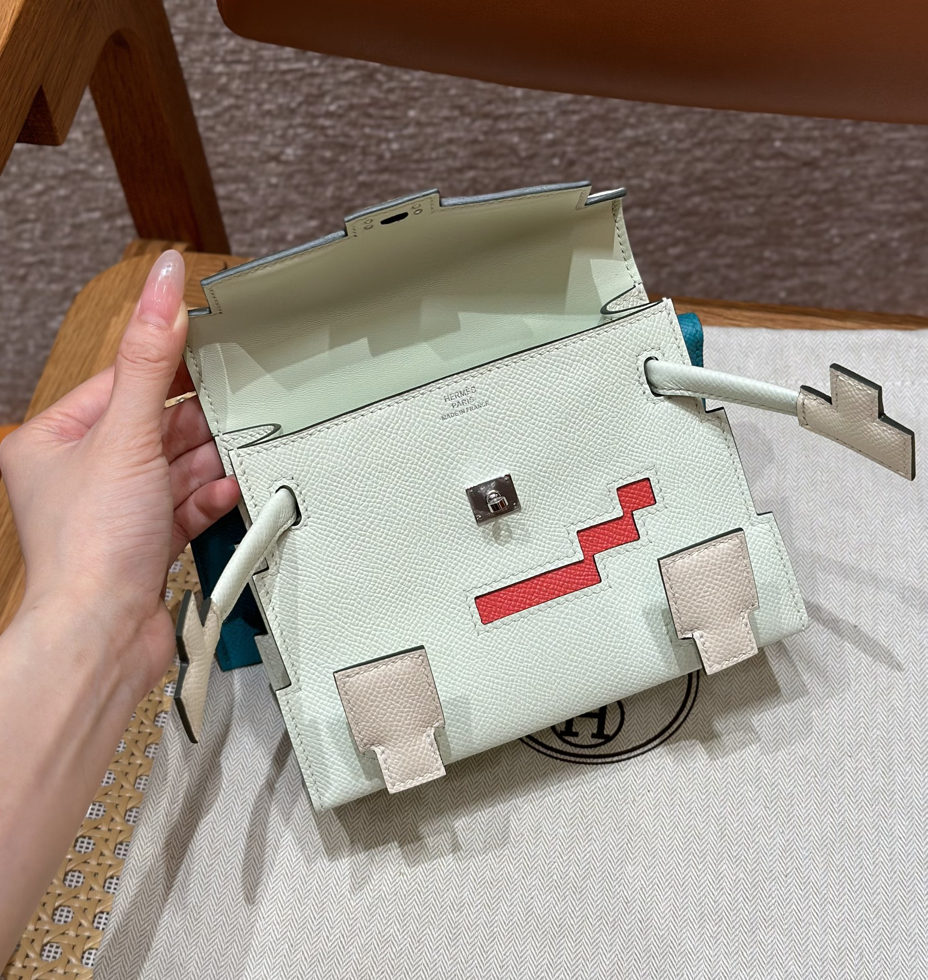 Hermes Женская сумка Kelly Doll 16 см Epsom Hermes Женская сумка Kelly Doll 16 см Epsom