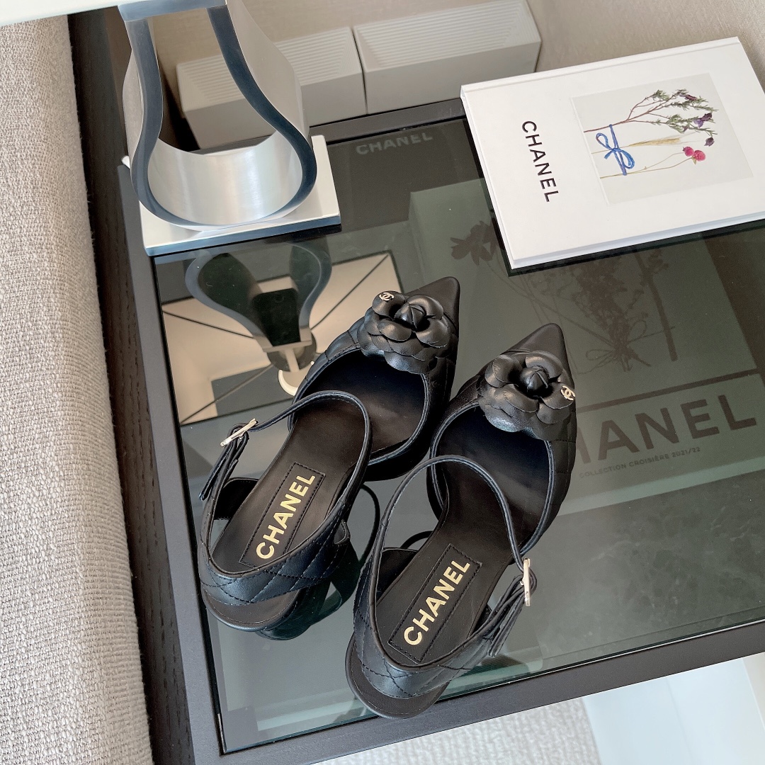 CHANEL Женские туфли из кожи ягненка CHANEL Женские туфли из кожи ягненка