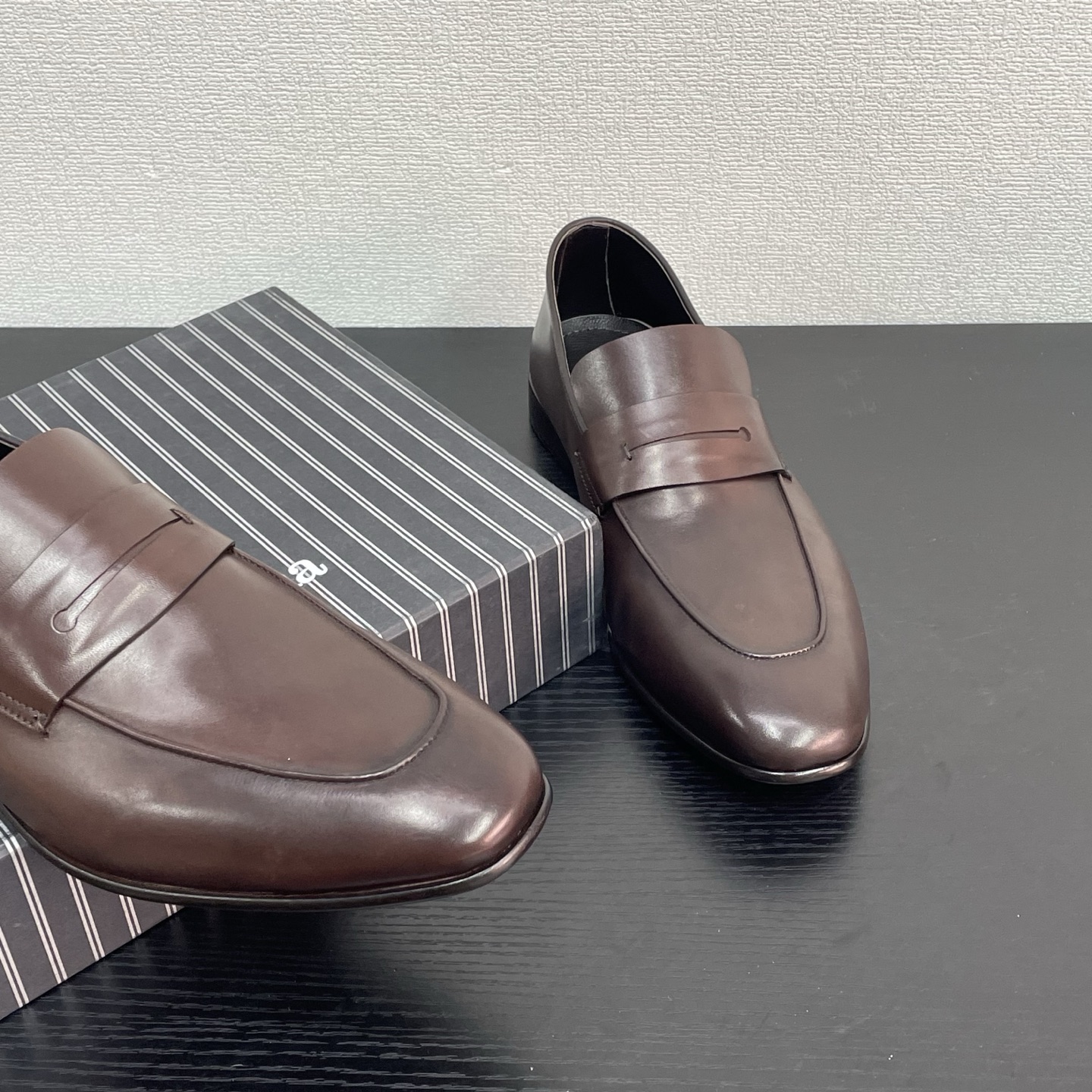 ERMENEGILDO ZEGNA Мужские лоферы из коровьей кожи ERMENEGILDO ZEGNA Мужские лоферы из коровьей кожи