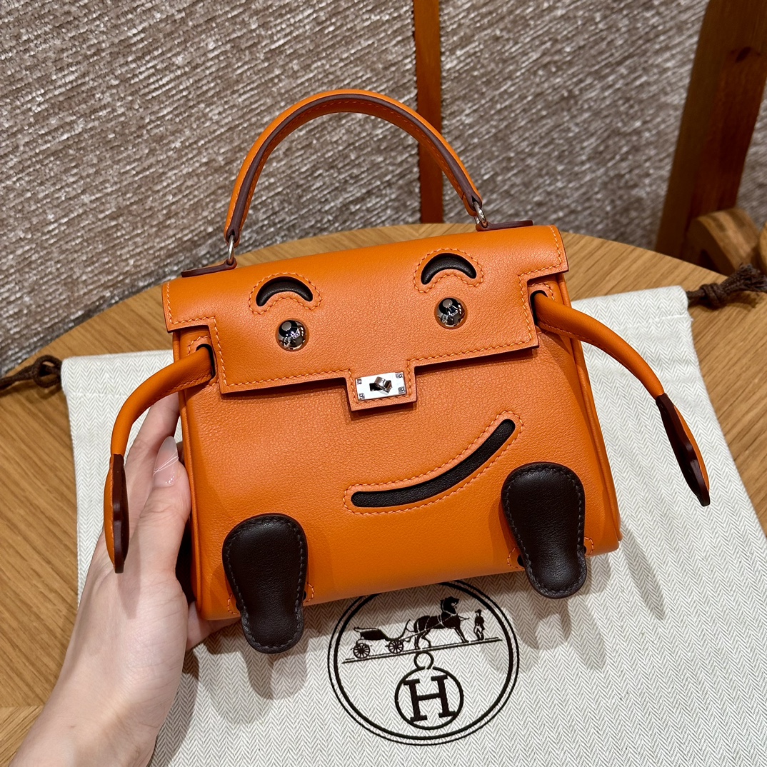 Hermes Женская сумка Kelly Doll 16 см Epsom Hermes Женская сумка Kelly Doll 16 см Epsom