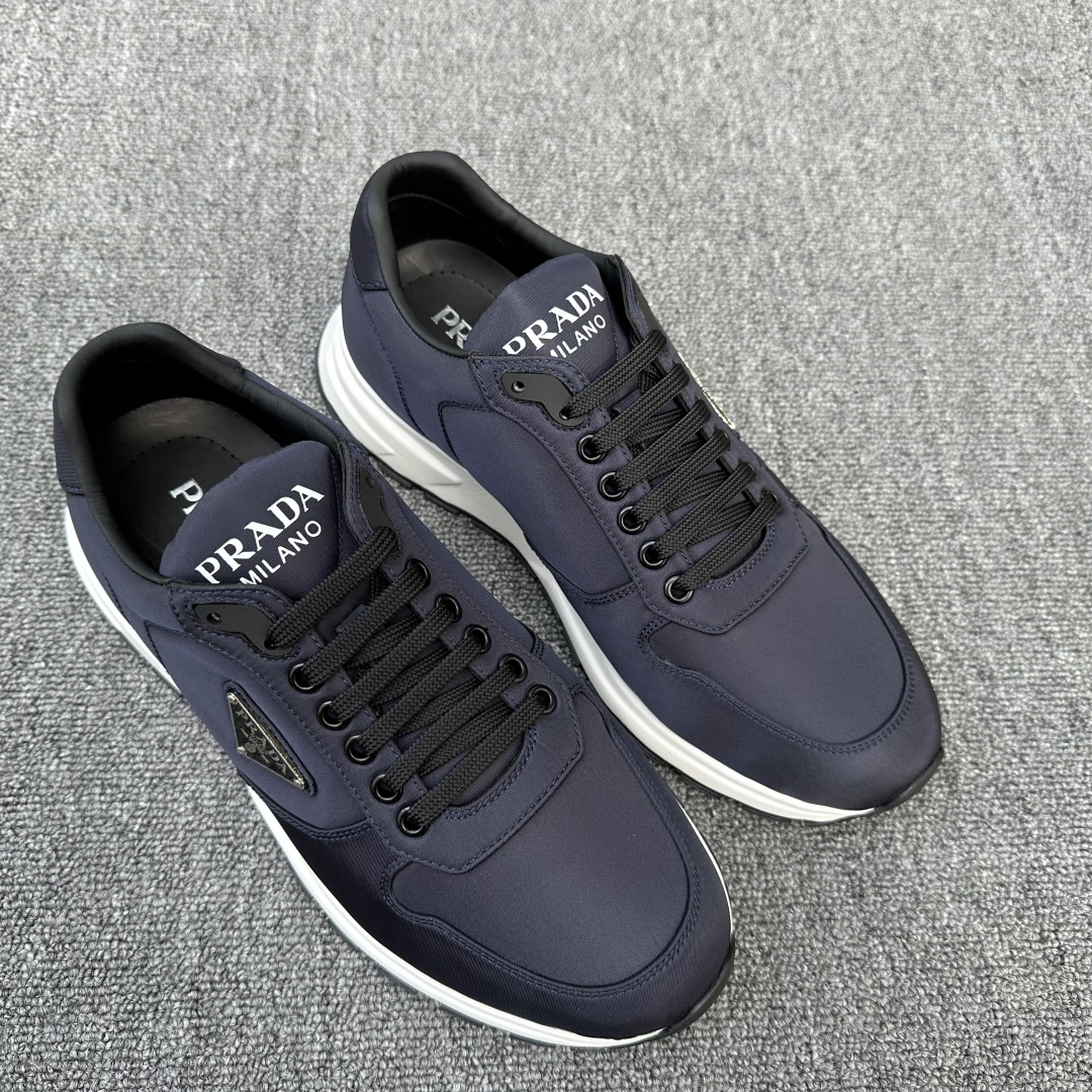 PRADA Мужские кроссовки из переработанного материала PRADA Мужские кроссовки из переработанного материала