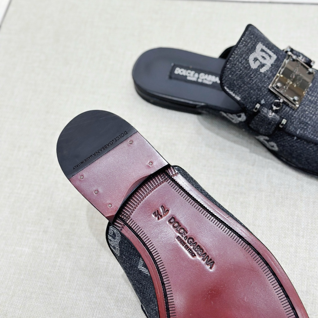 DOLCE & GABBANA Мужские мюли из телячьей кожи DOLCE & GABBANA Мужские мюли из телячьей кожи