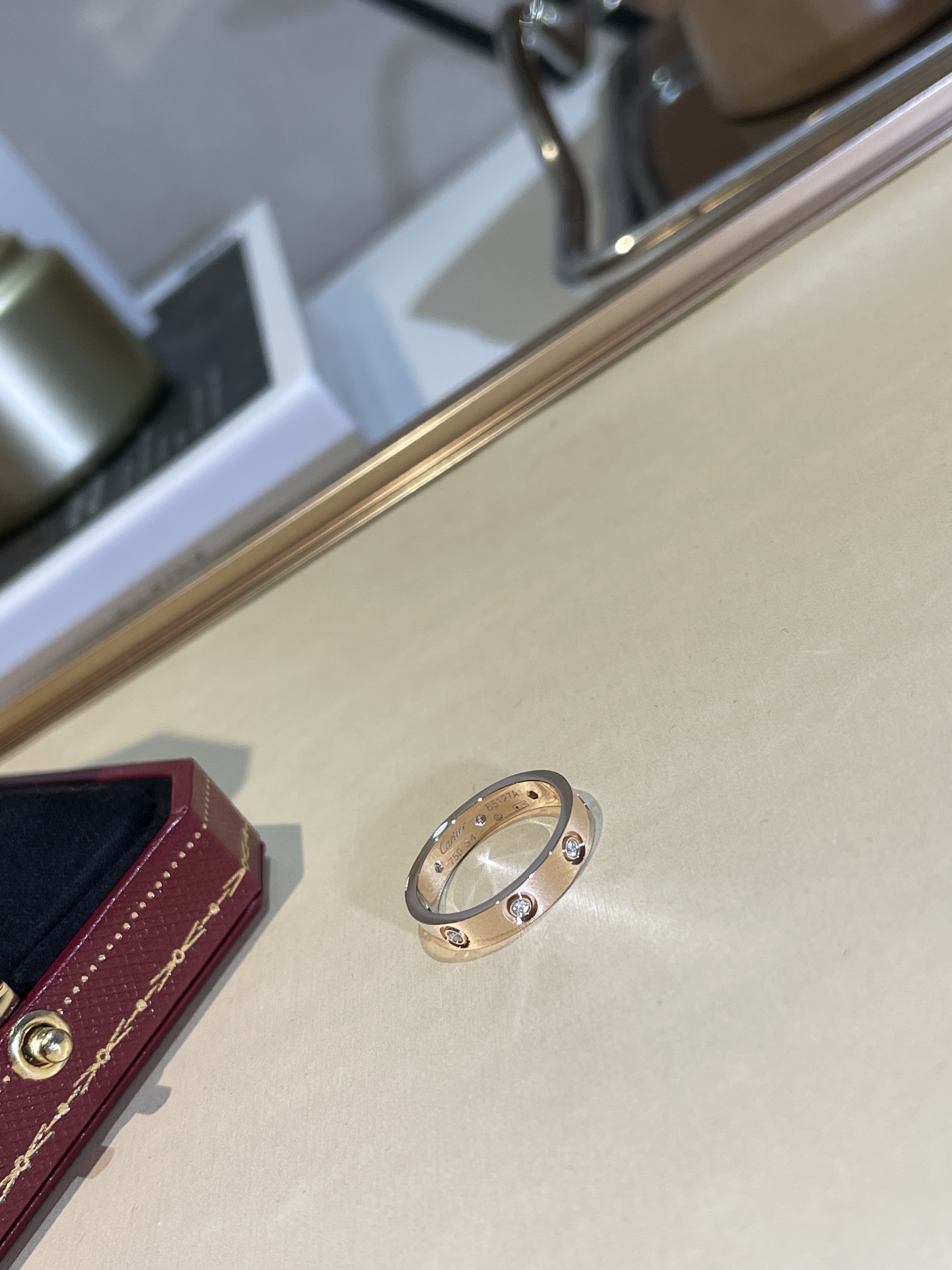 CARTIER Кольцо Love розовое золото и бриллианты CARTIER Кольцо Love розовое золото и бриллианты