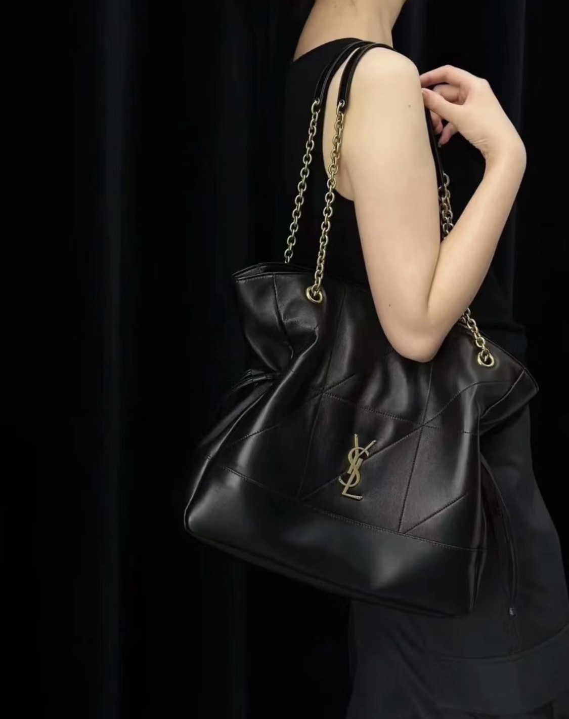 SAINT LAURENT Женская Сумка Jamie 4.3 Medium SAINT LAURENT Женская Сумка Jamie 4.3 Medium