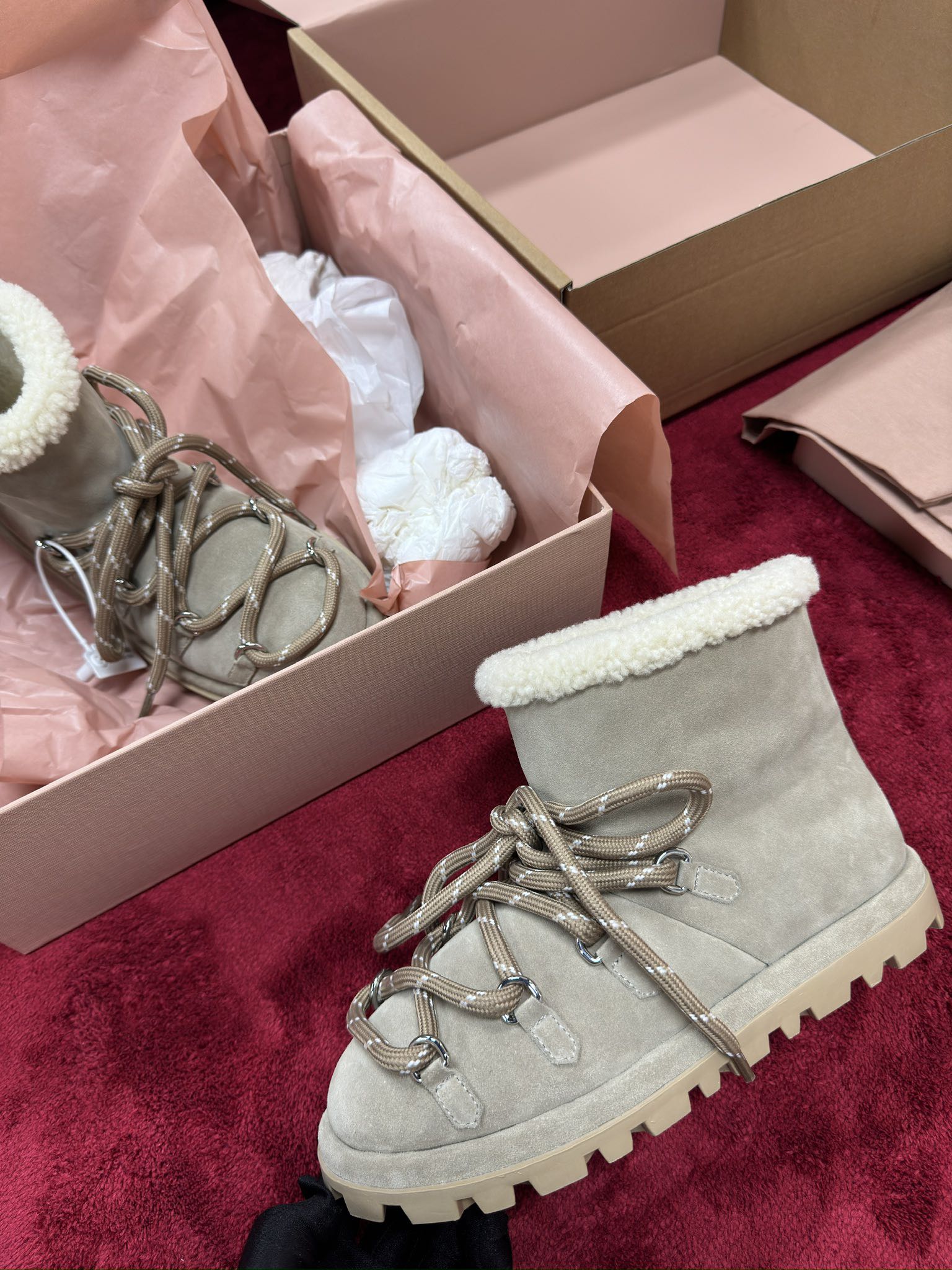 MIU MIU Женские угги MIU MIU Женские угги