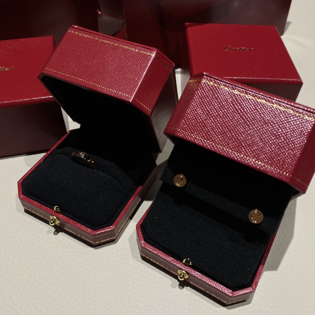 CARTIER Серьги Lovе желтое золото CARTIER Серьги Lovе желтое золото